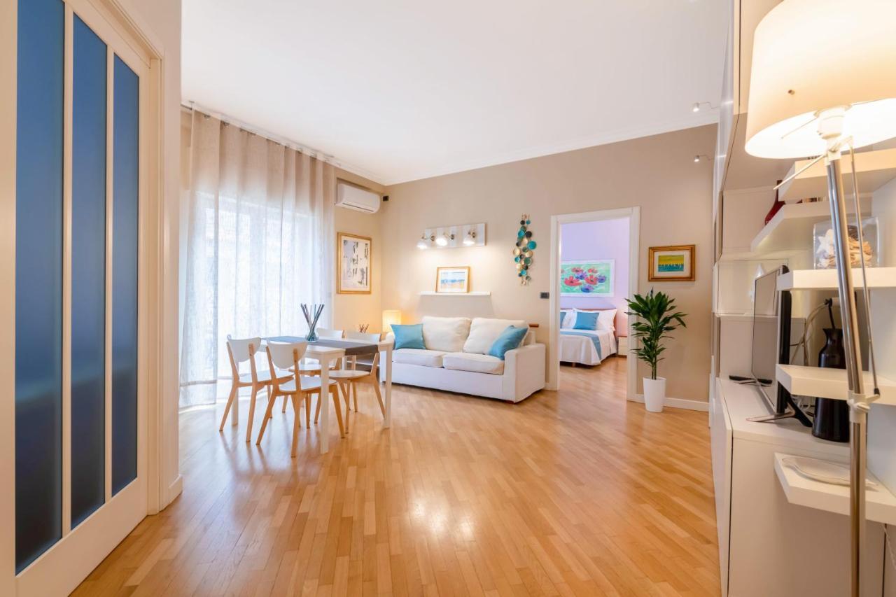 Modern Apartment To Relax In The City Center Бари Екстериор снимка